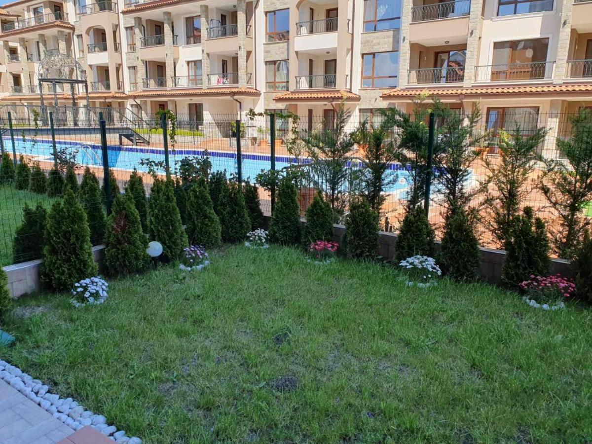 Apartamento Sarafovo Sea Star Burgas Exterior foto